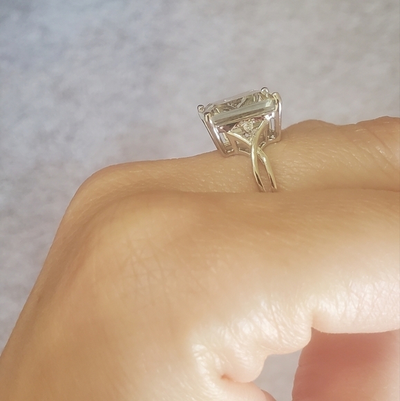 Sterling Silver pasiolite & White Topaz Ring - Picture 3 of 7